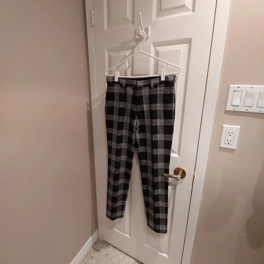 NWOT, H&M | Skinny Fit Dress Pants - Picture 2 of 12